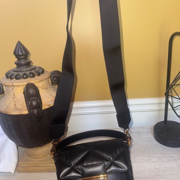 Versace Medusa Quilted Crossbody Bag Black Gold Hardware Women's Small - Picture 11 of 12